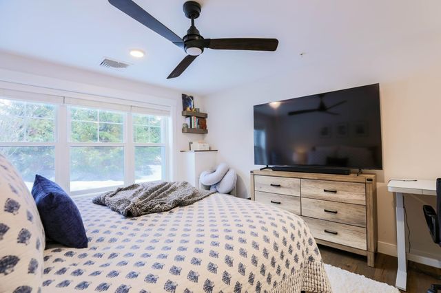 2075 Lafayette Rd Unit A18, Portsmouth, NH 03801