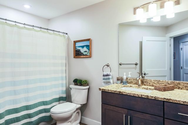 2075 Lafayette Rd Unit A18, Portsmouth, NH 03801