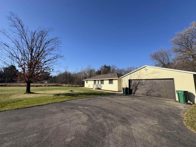 S4603A Raven Acres Drive, Baraboo, WI 53913