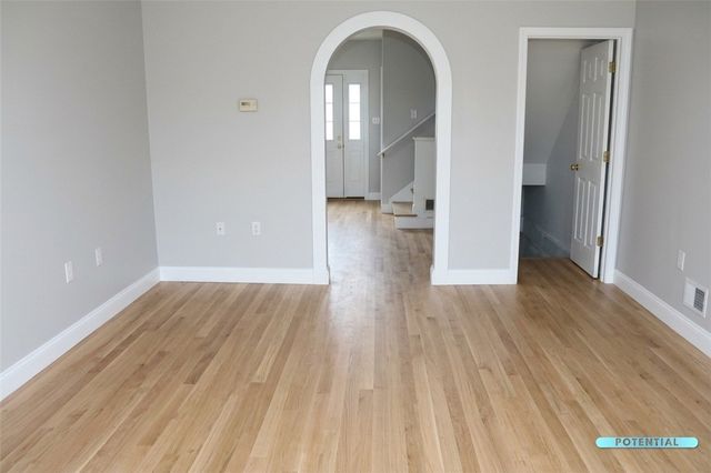 222 James E Wolfe St, Tarentum, PA 15084
