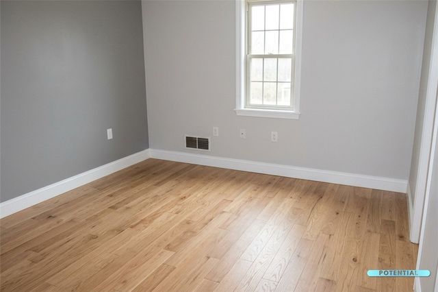 222 James E Wolfe St, Tarentum, PA 15084