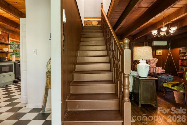 155 Spivey Mountain Road, Asheville, NC 28806