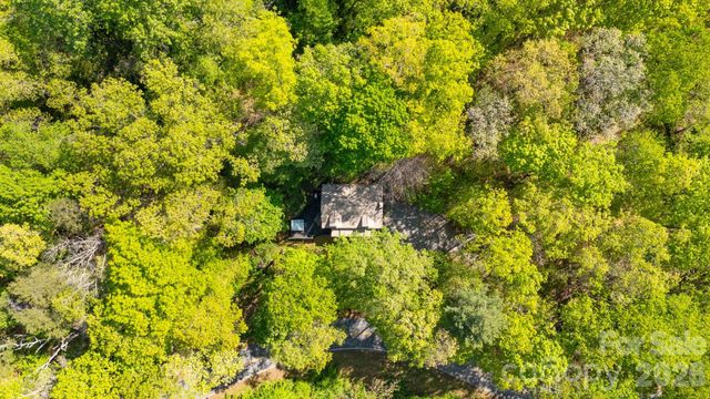 155 Spivey Mountain Road, Asheville, NC 28806