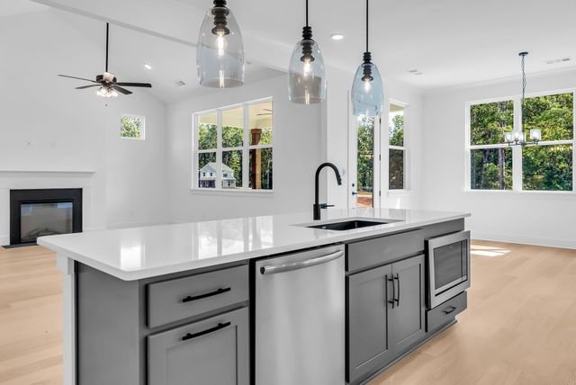 7266 Fairlawn Drive, Fairview, TN 37062