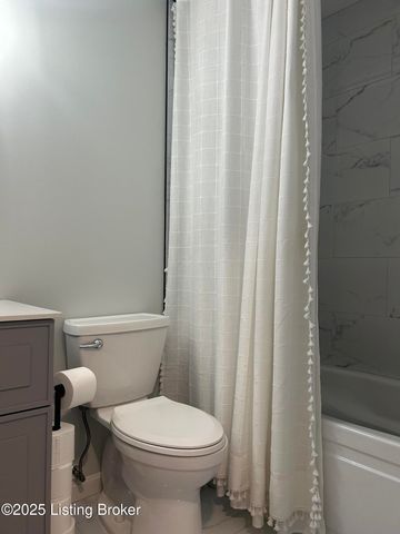 217 Edgewood Dr, Bardstown, KY 40004