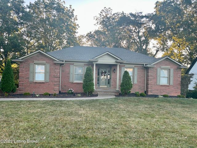 217 Edgewood Dr, Bardstown, KY 40004
