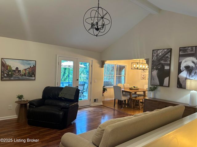 217 Edgewood Dr, Bardstown, KY 40004