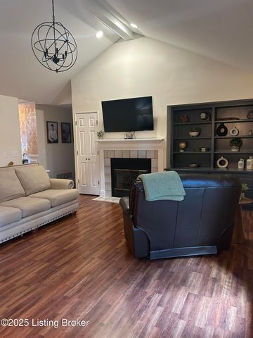 217 Edgewood Dr, Bardstown, KY 40004