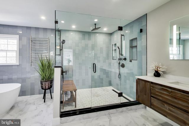 10150 RED SPRUCE RD, Fairfax, VA 22032