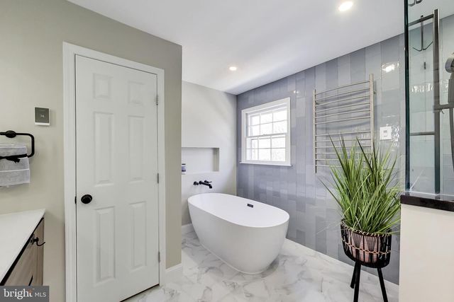 10150 RED SPRUCE RD, Fairfax, VA 22032