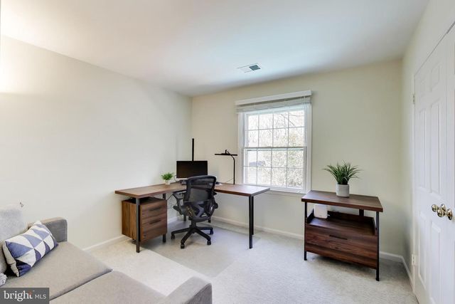 10150 RED SPRUCE RD, Fairfax, VA 22032