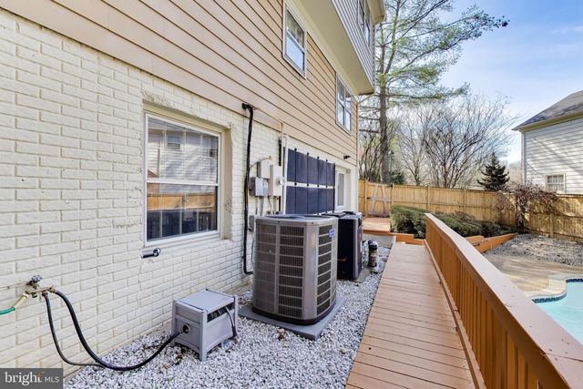 10150 RED SPRUCE RD, Fairfax, VA 22032