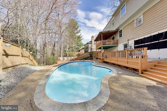 10150 RED SPRUCE RD, Fairfax, VA 22032