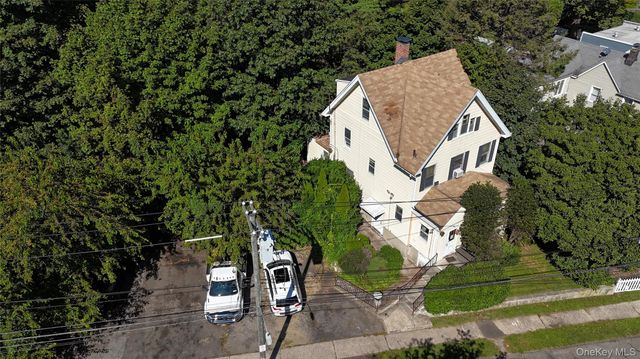 44 Rockdale Avenue, New Rochelle, NY 10801