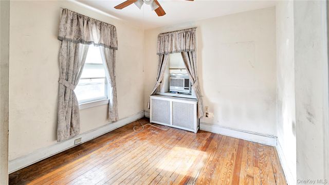 44 Rockdale Avenue, New Rochelle, NY 10801