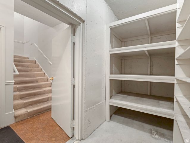 8585 S MT MAJESTIC RD, Sandy, UT 84093