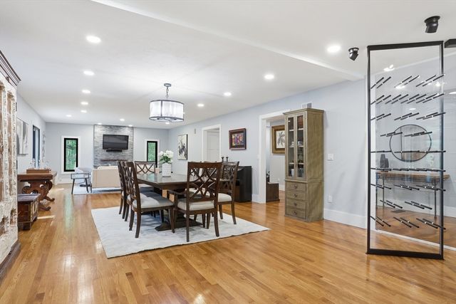 366 River Road, Carlisle, MA 01741