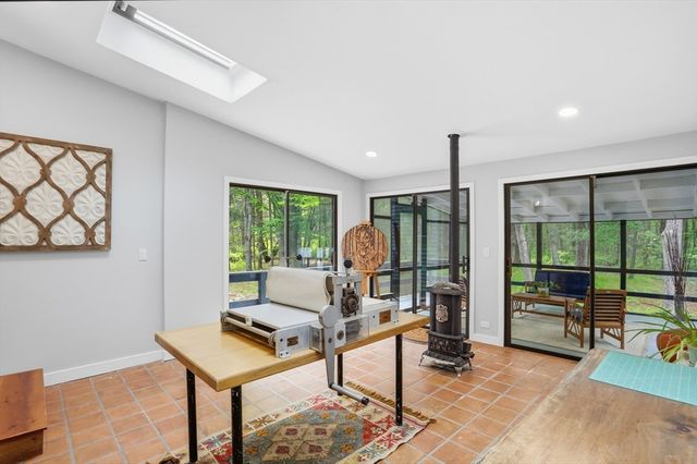 366 River Road, Carlisle, MA 01741