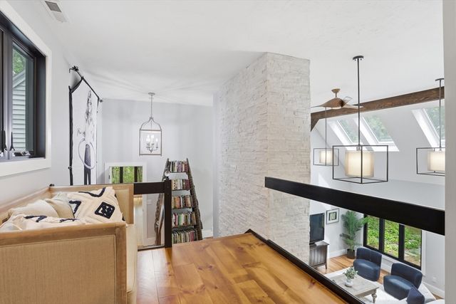 366 River Road, Carlisle, MA 01741
