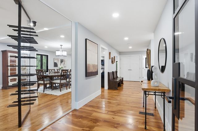 366 River Road, Carlisle, MA 01741
