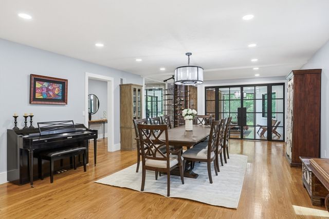 366 River Road, Carlisle, MA 01741