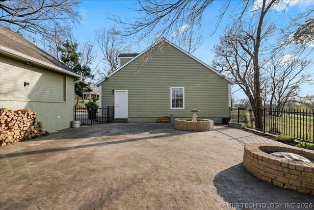 22972 Woodridge Drive, Claremore, OK 74019