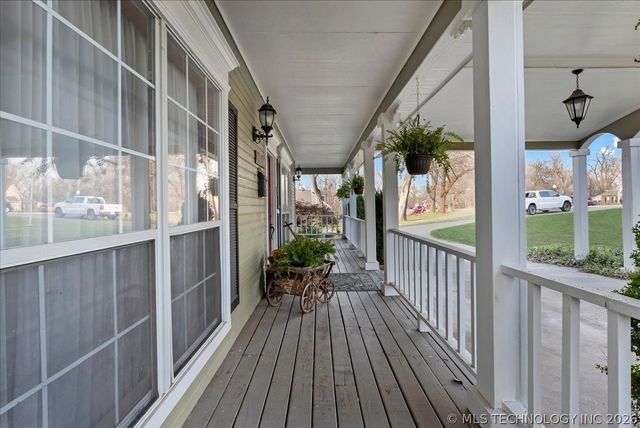 22972 Woodridge Drive, Claremore, OK 74019