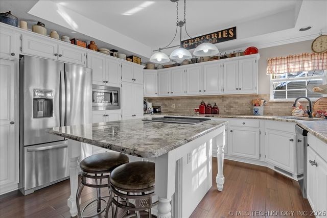 22972 Woodridge Drive, Claremore, OK 74019