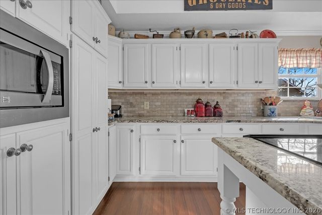 22972 Woodridge Drive, Claremore, OK 74019