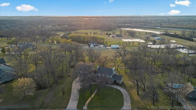22972 Woodridge Drive, Claremore, OK 74019