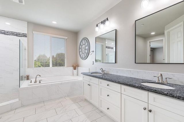 2674 Prescott Avenue, Clovis, CA 93619