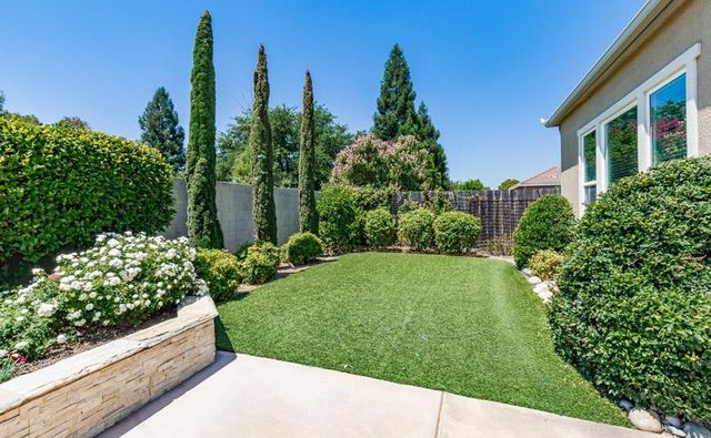 2674 Prescott Avenue, Clovis, CA 93619