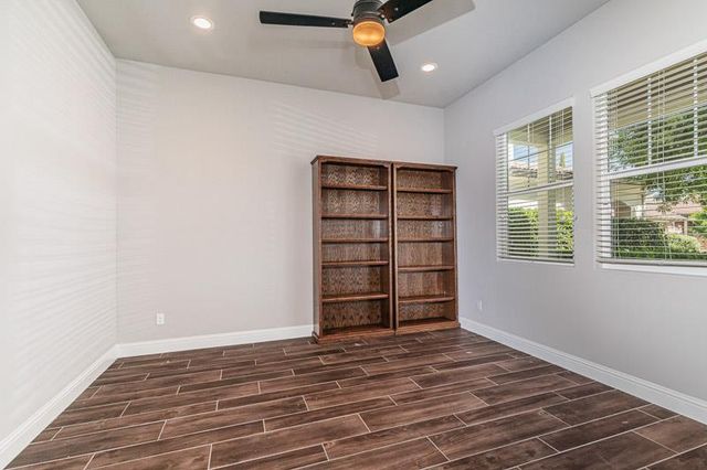 2674 Prescott Avenue, Clovis, CA 93619