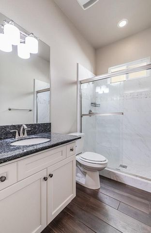 2674 Prescott Avenue, Clovis, CA 93619