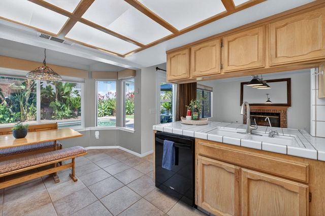 6477 N Hanover Avenue, Fresno, CA 93722