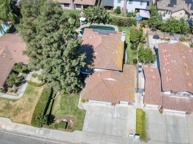 6477 N Hanover Avenue, Fresno, CA 93722