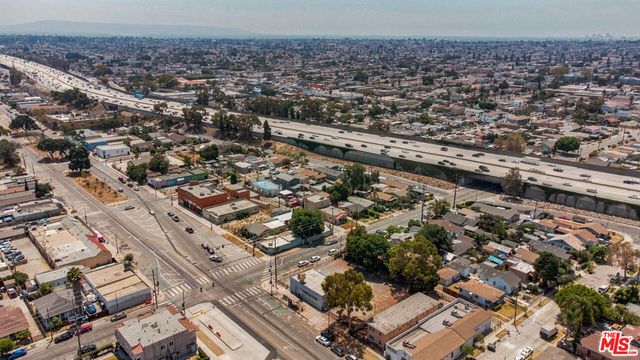 9145 S Broadway, Los Angeles, CA 90003
