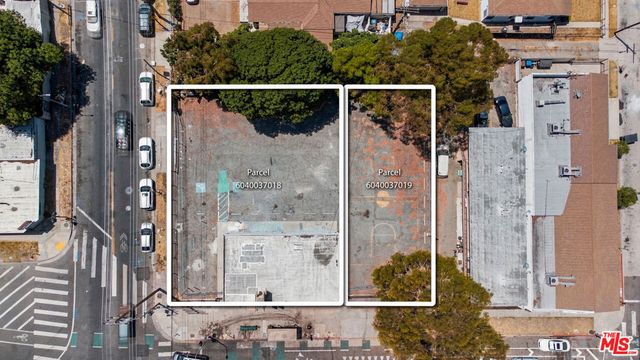 9145 S Broadway, Los Angeles, CA 90003