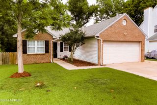 2912 Mandy Lane, Morehead City, NC 28557
