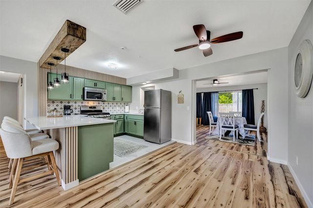 565 55TH AVENUE NE, St Petersburg, FL 33703