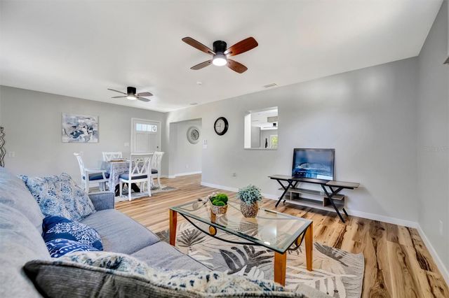 565 55TH AVENUE NE, St Petersburg, FL 33703