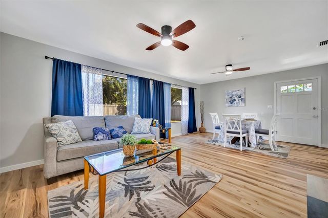 565 55TH AVENUE NE, St Petersburg, FL 33703