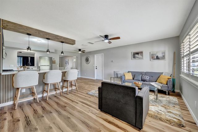 565 55TH AVENUE NE, St Petersburg, FL 33703