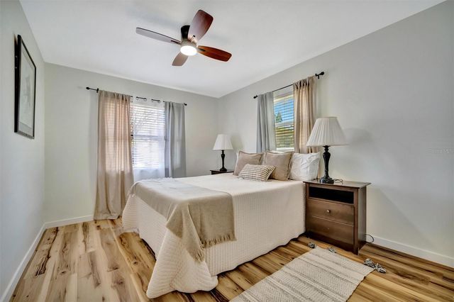 565 55TH AVENUE NE, St Petersburg, FL 33703