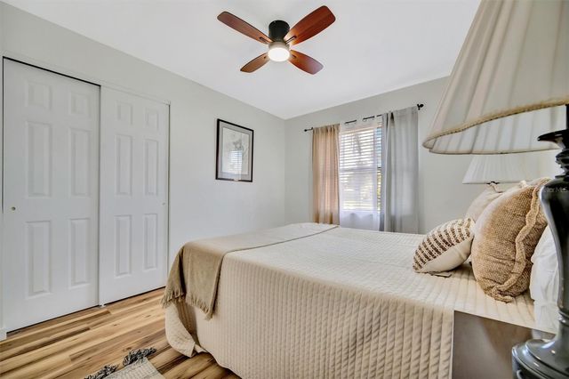 565 55TH AVENUE NE, St Petersburg, FL 33703