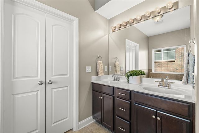 2626 Westerham Way, Thompsons Station, TN 37179