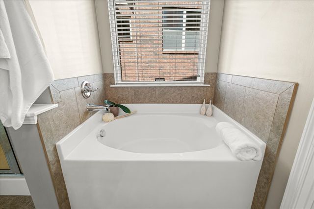 2626 Westerham Way, Thompsons Station, TN 37179