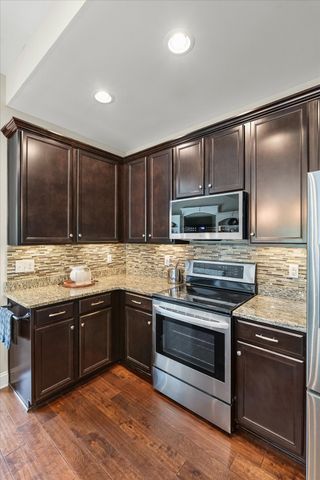 2626 Westerham Way, Thompsons Station, TN 37179