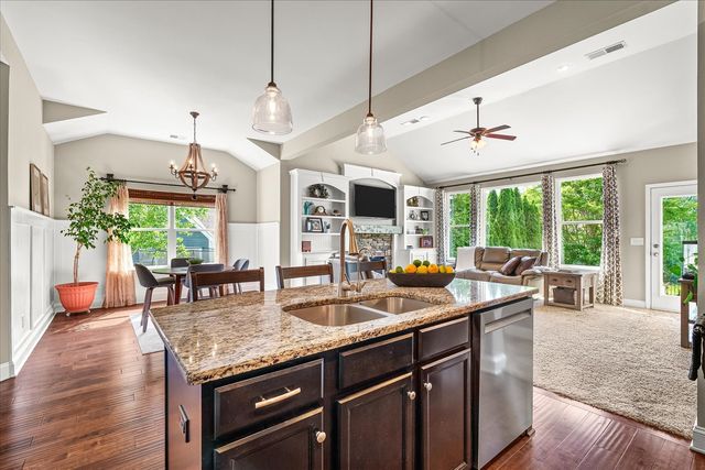 2626 Westerham Way, Thompsons Station, TN 37179