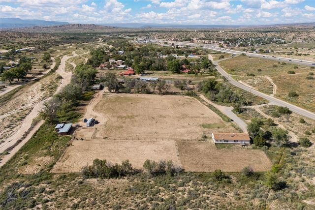 28 Sunlight View, Santa Fe, NM 87506